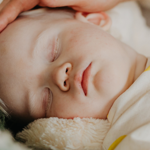 2 Hidrocefalia infantil: guía práctica para familias (síntomas, tratamiento y seguimiento)